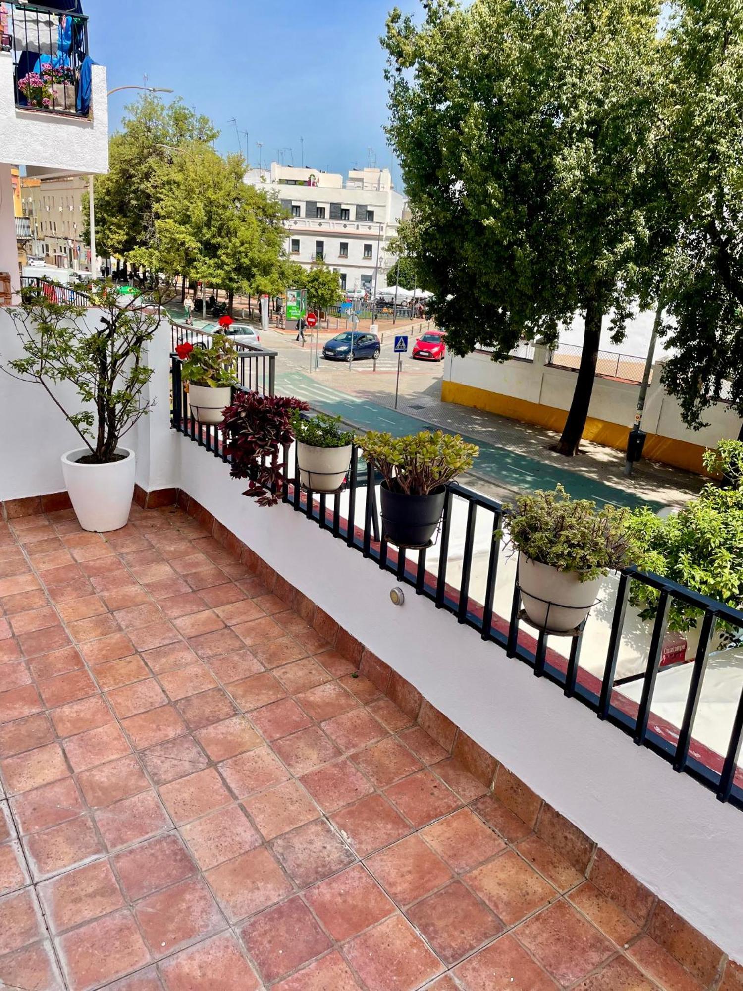 Апартаменты La Terraza De Triana Севилья Экстерьер фото